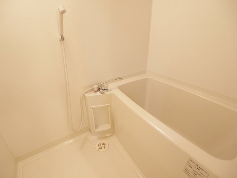 バス・シャワールーム　玄関収納広め