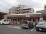 コンビニ　セブンイレブン八幡紅梅1丁目店（コンビニ）まで320m