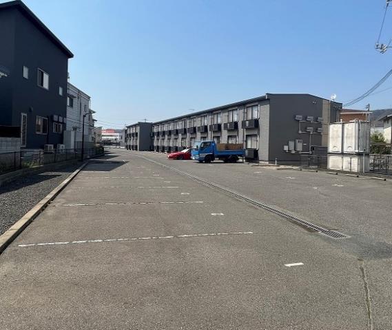 駐車場　エントランス