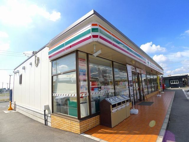 【桐生市相生町のアパートのコンビニ】