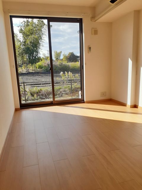 【メゾン・アンジュ壱番館の居室・リビング】