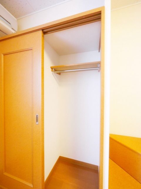 収納　クローゼット