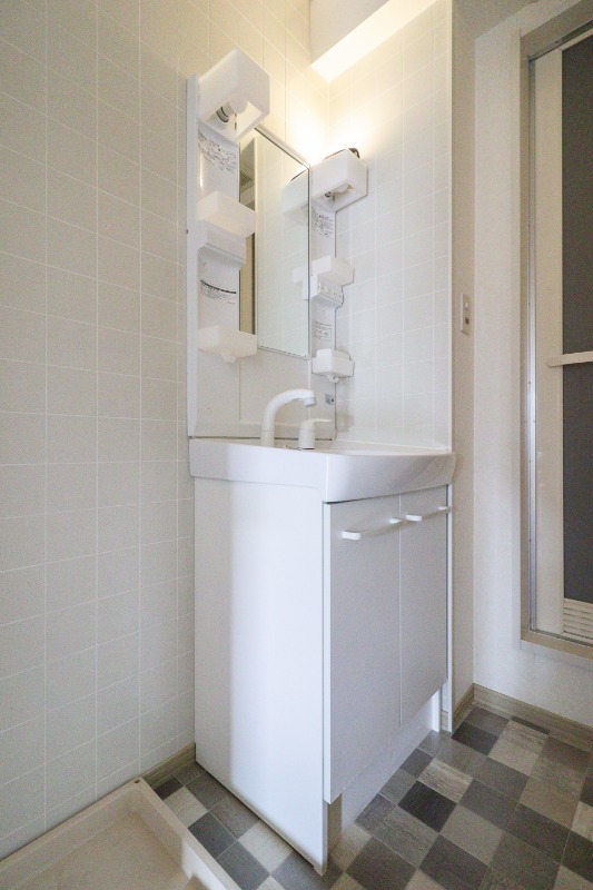 洗面設備　図面と現状に相違がある場合には現状を優先