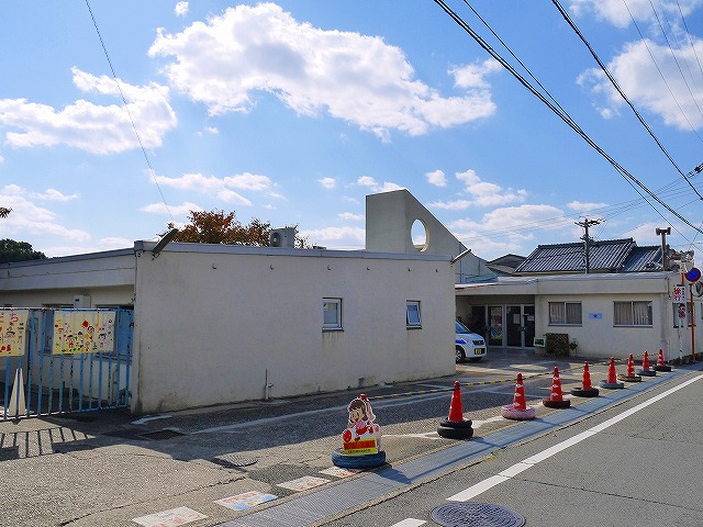 【天理市別所町のアパートの幼稚園・保育園】