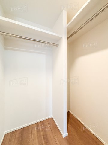 収納　ウォークインクローゼットなので収納豊富です♪