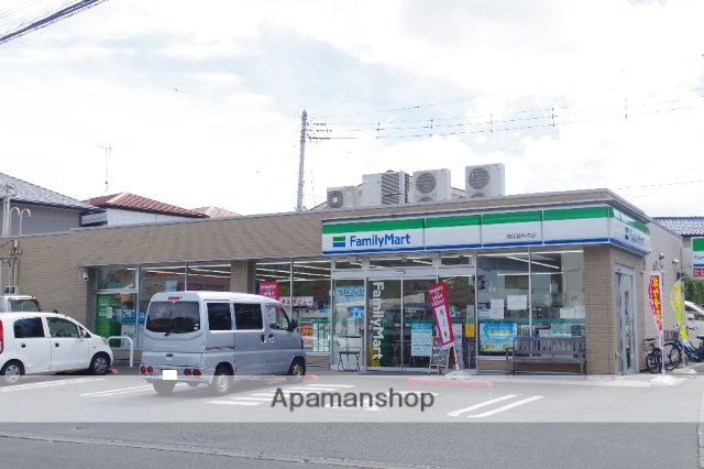 コンビニ　ファミリーマート　横須賀平作店（コンビニ）まで143m