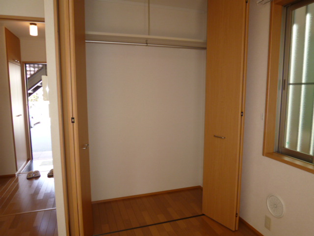 収納　クローゼット