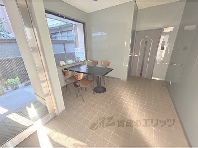 ロビー　ロビー