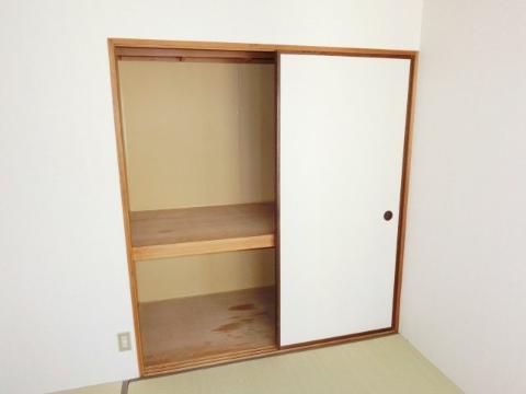 ハイツベインテⅠ　収納　押入