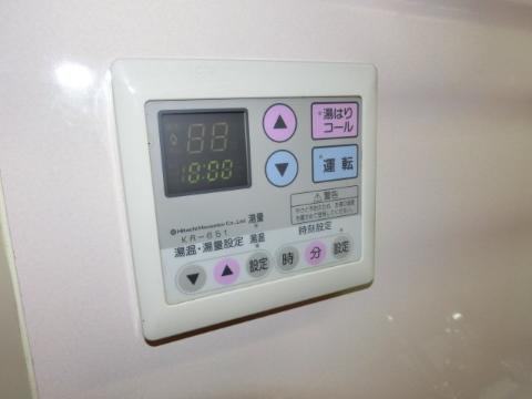 ハイツベインテⅠ　その他設備　給湯操作パネル