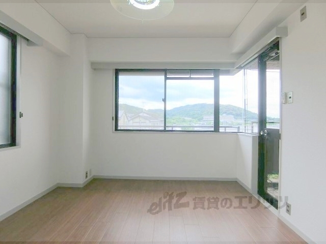 居室・リビング　洋室