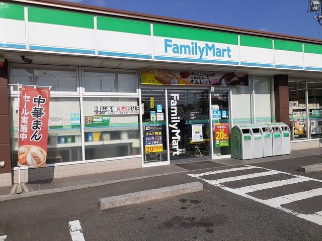 コンビニ　ファミリーマート岐南店（コンビニ）まで500m