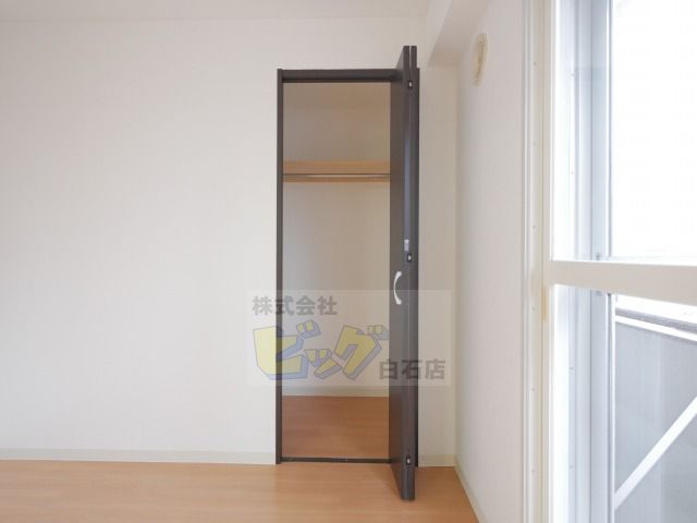 収納　使い勝手の良いクローゼットタイプです♪