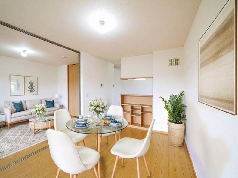 居室・リビング　CGで家具等を配置したもので家具等は含まれません