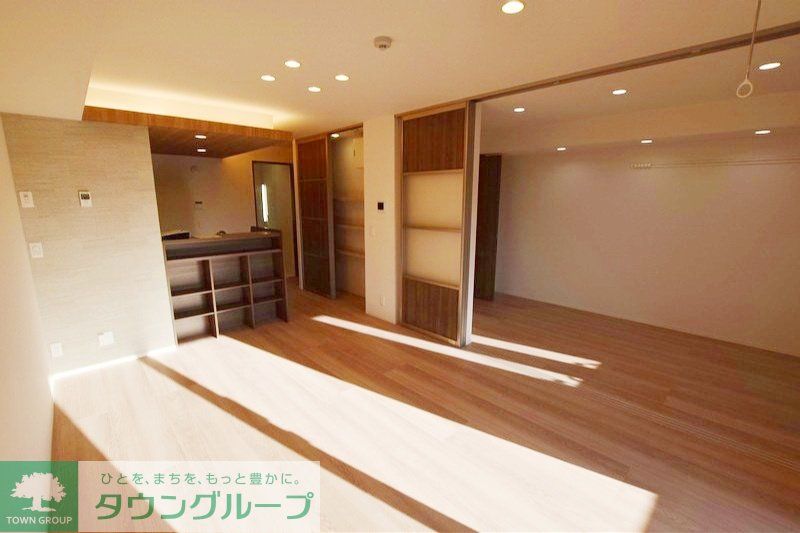 居室・リビング　フローリング