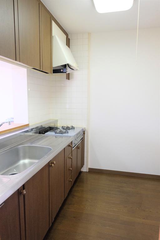 キッチン　カウンターキッチンは2口コンロ付きです♪