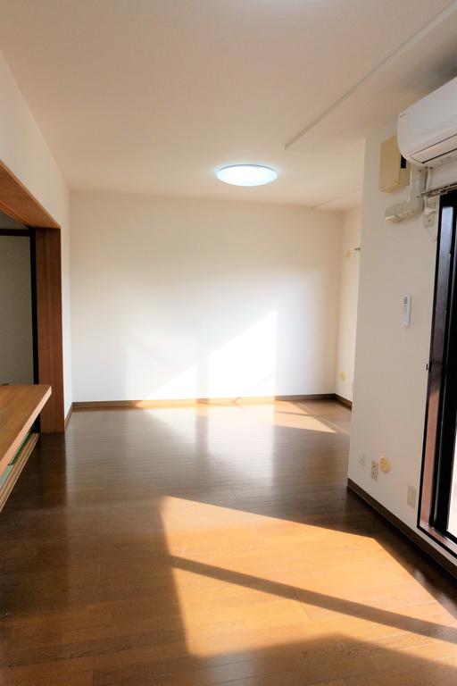 居室・リビング　開放的なリビング15帖です♪