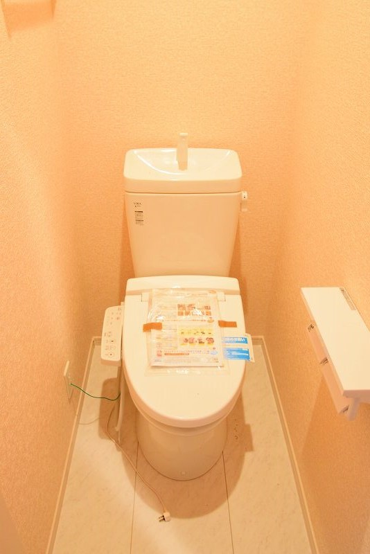 トイレ　別部屋参考写真