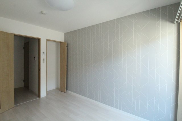 居室・リビング　別号室の写真です