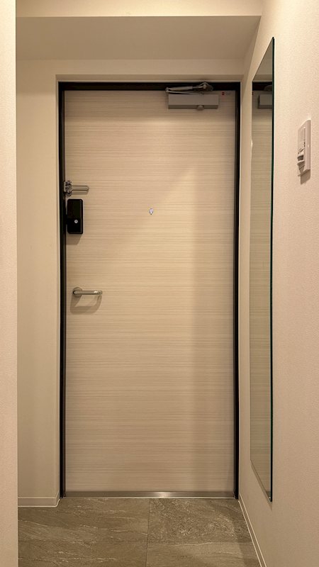 玄関　明るい玄関です