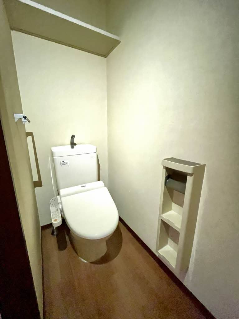 トイレ　トイレ