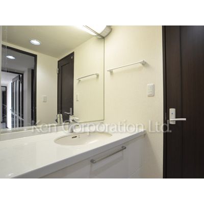 洗面設備　同タイプ4階のお部屋を撮影。仕様が異なることがあります。