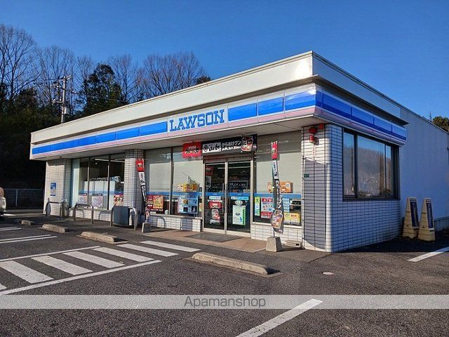 コンビニ　ローソン福山引野町南店（コンビニ）まで700m