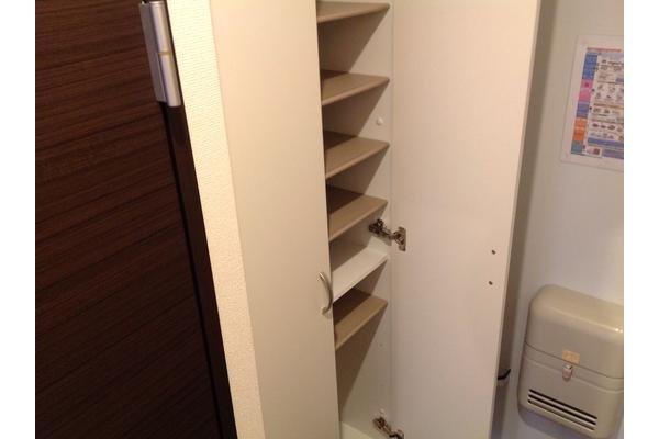 収納　靴箱もあり、靴もたくさん収納できます