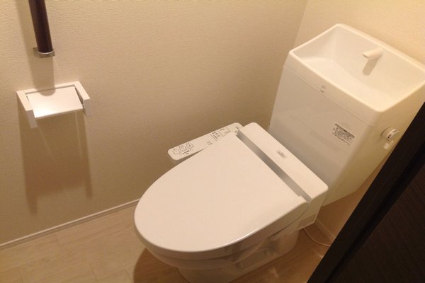 トイレ　ウォシュレット付トイレ