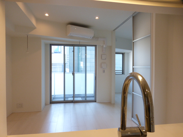 居室・リビング　内観