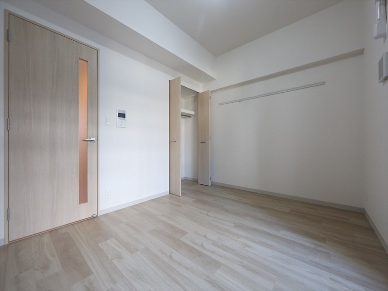 居室・リビング　洋室8帖　クローゼット付（収納充実してます）