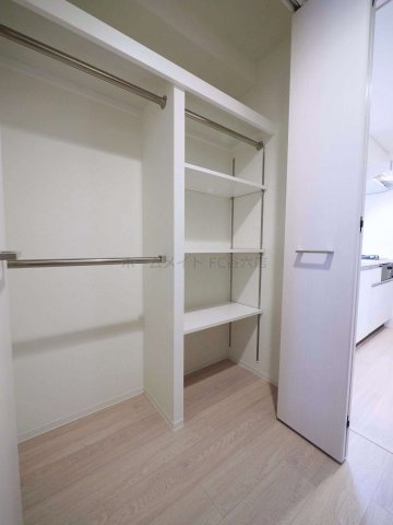 収納　ウォークインクローゼット♪