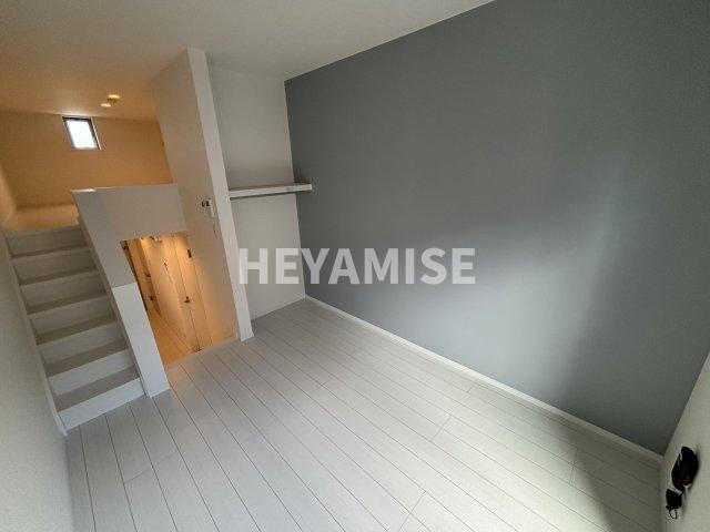 居室・リビング　※室内画像は別号室のもの