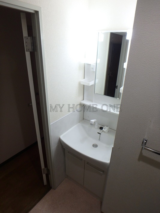 洗面設備　洗髪洗面化粧台