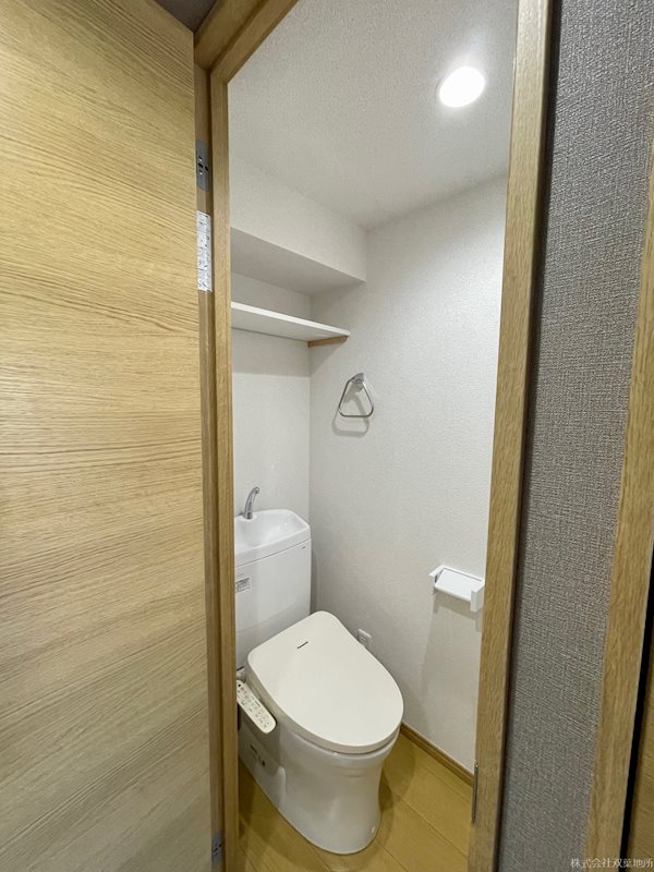 トイレ　フルリノベーション施工中※同じ間取り同様工事の写真です※