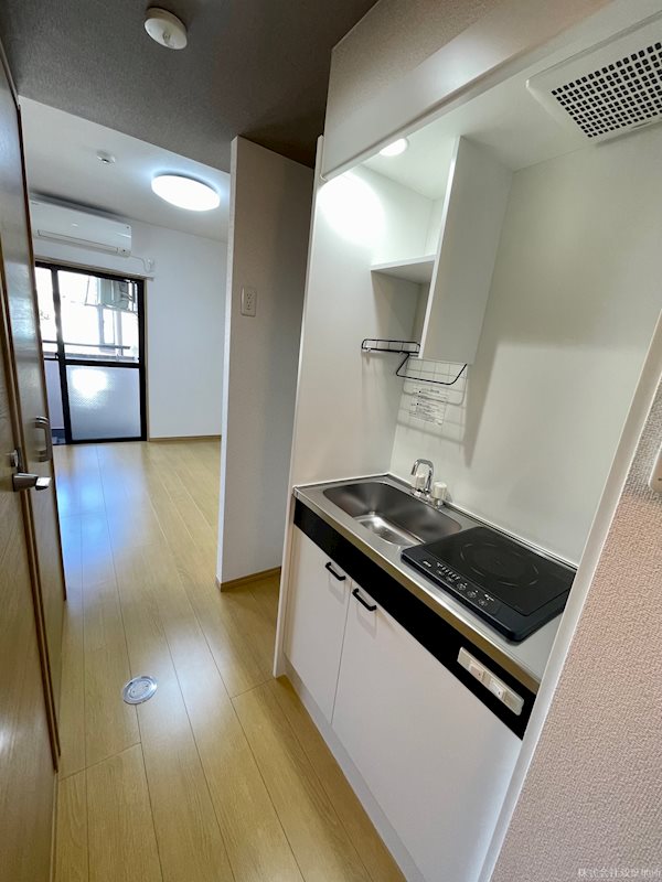 キッチン　フルリノベーション施工中※同じ間取り同様工事の写真です※