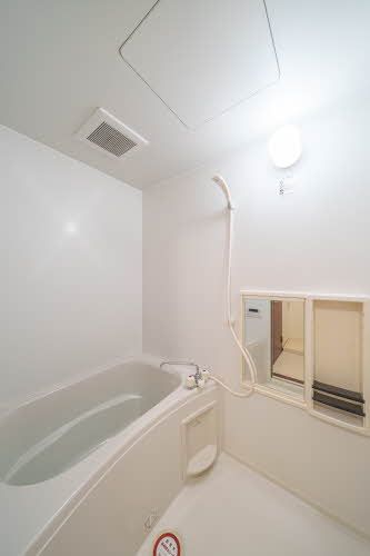 バス・シャワールーム　バスルーム