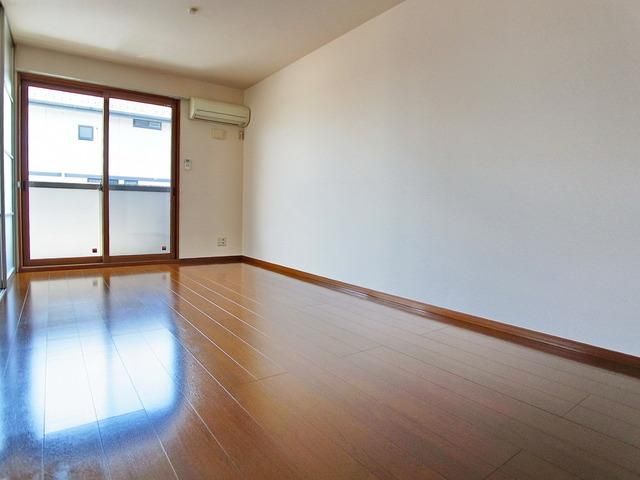 その他部屋・スペース　☆日当たりの良いリビング☆