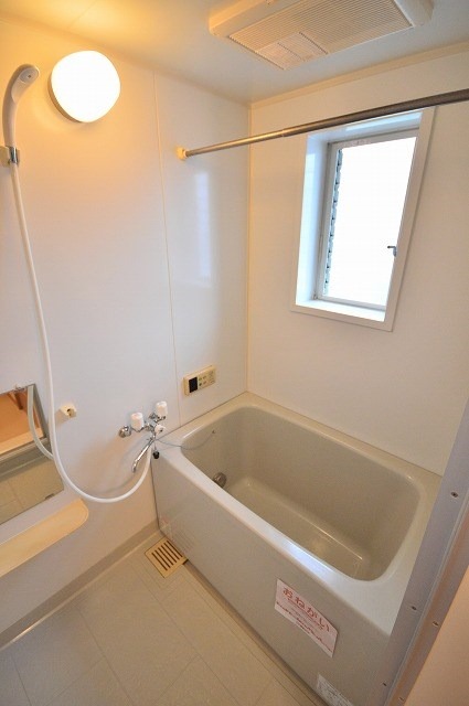 バス・シャワールーム　別号室イメージ