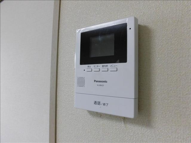 セキュリティ　突然の来客時もＴＶモニターホンでしっかり確認。
