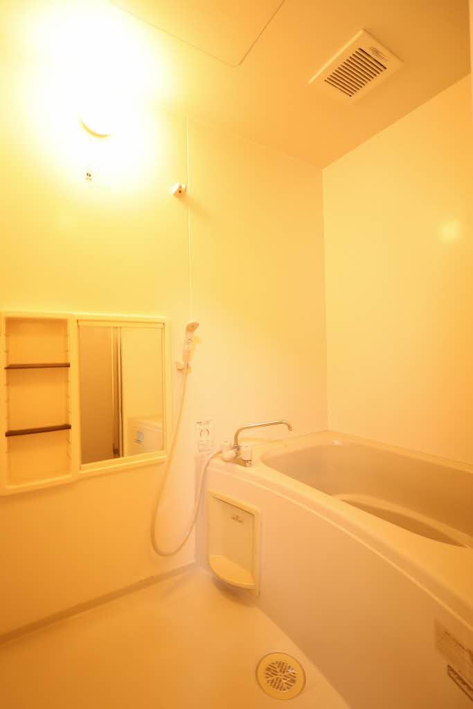 バス・シャワールーム　浴室
