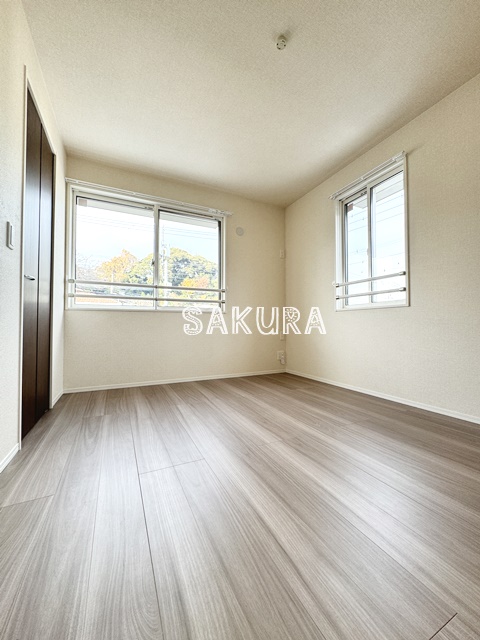 その他設備　室内エアコン付き♪