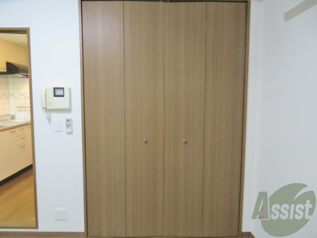 収納　収納は幅もあり荷物が沢山入りそうですね。