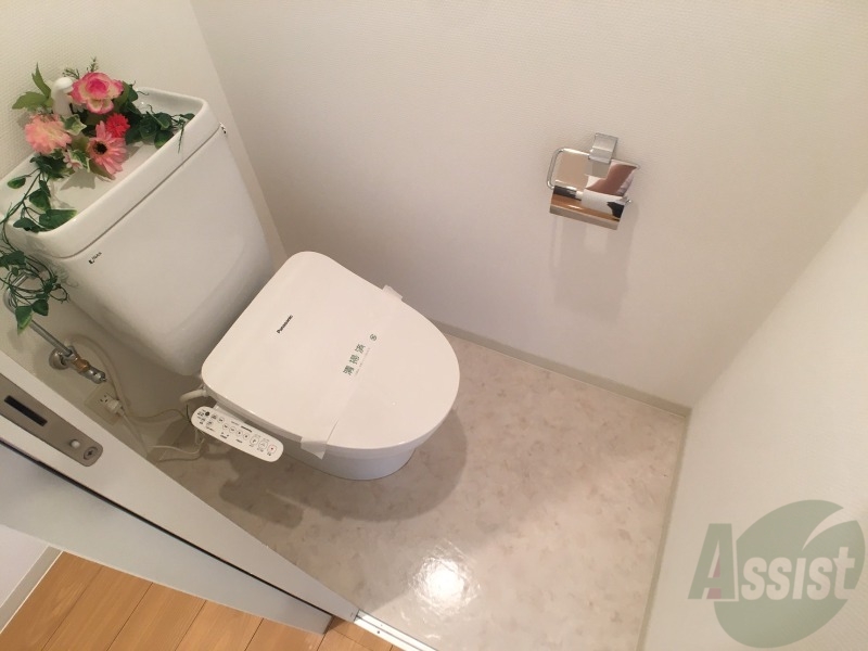 トイレ　トイレです。ウォシュレット付を探している方、おすすめです。