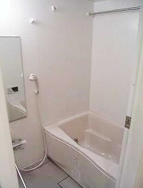 バス・シャワールーム　同仕様参考写真