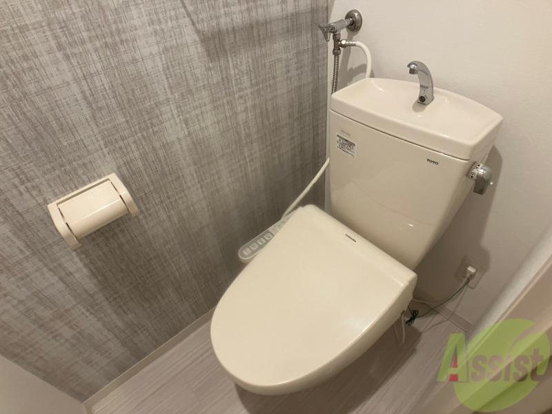 トイレ　ウォシュレット機能がついたトイレ。安心して使用できますね。