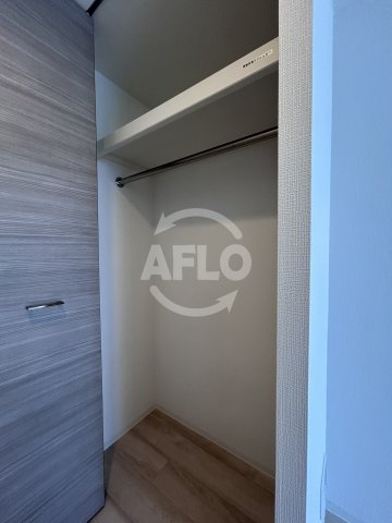 収納　エスリード大阪クレストコート　クローゼット