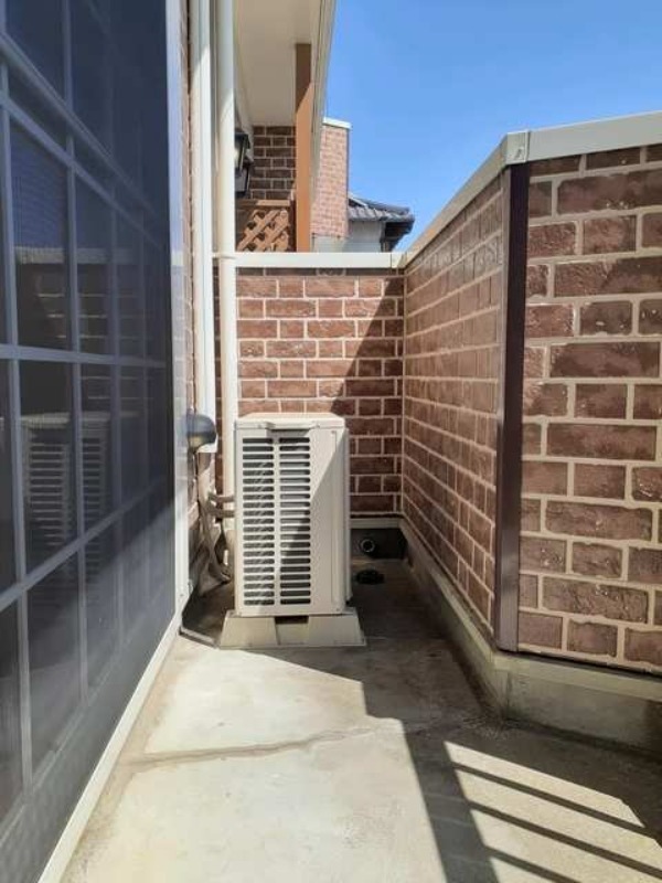 バルコニー　図面と現状に相違がある場合には現状を優先