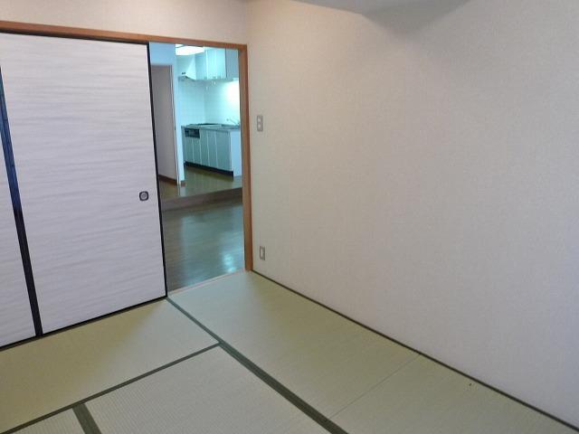 居室・リビング　※同タイプ部屋の写真です。