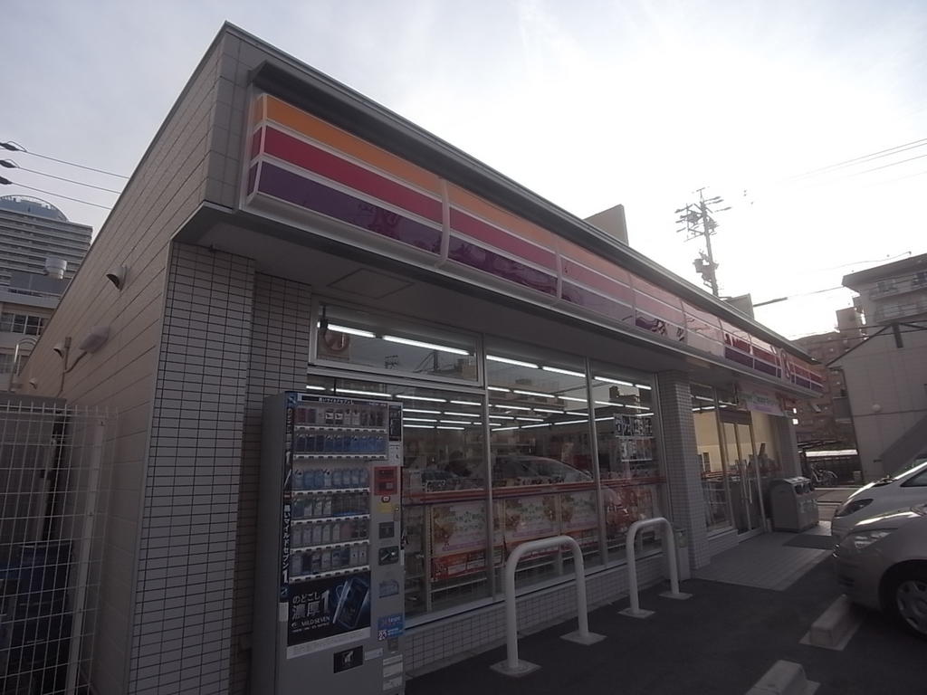 コンビニ　サークルK東大曽根町店 (コンビニ)（コンビニ）まで240m